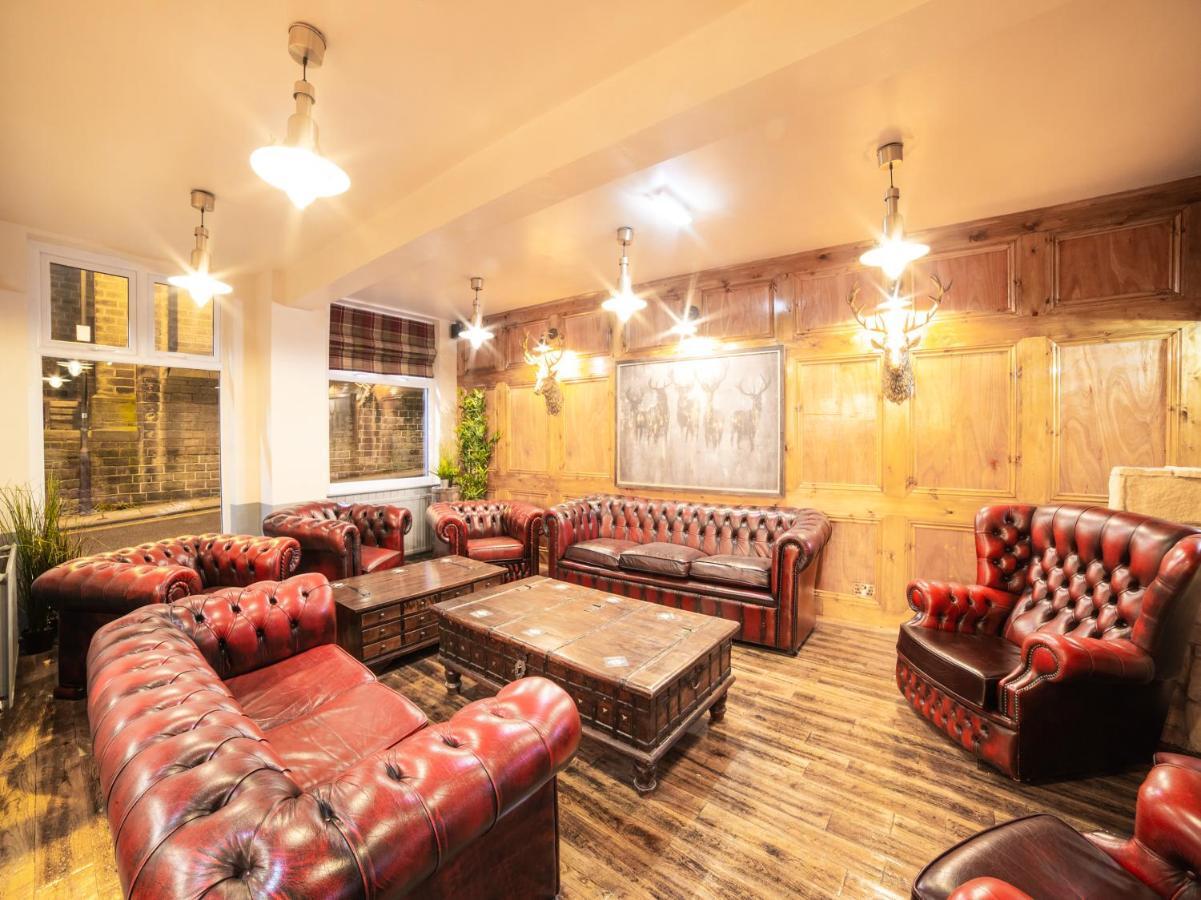 Churchill'S Hotel Wombwell Экстерьер фото