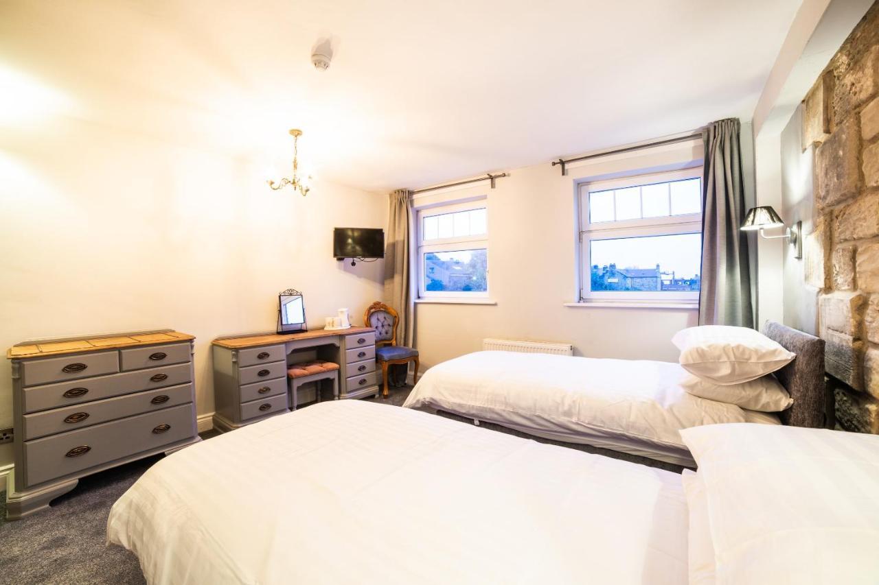 Churchill'S Hotel Wombwell Экстерьер фото