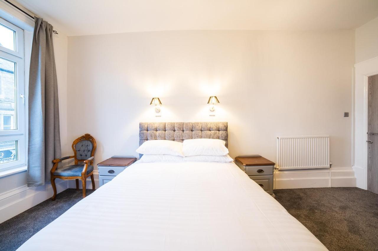 Churchill'S Hotel Wombwell Экстерьер фото
